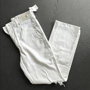 NWT - Abercrombie & Fitch White, ultra high-rise, 90s straight leg jeans